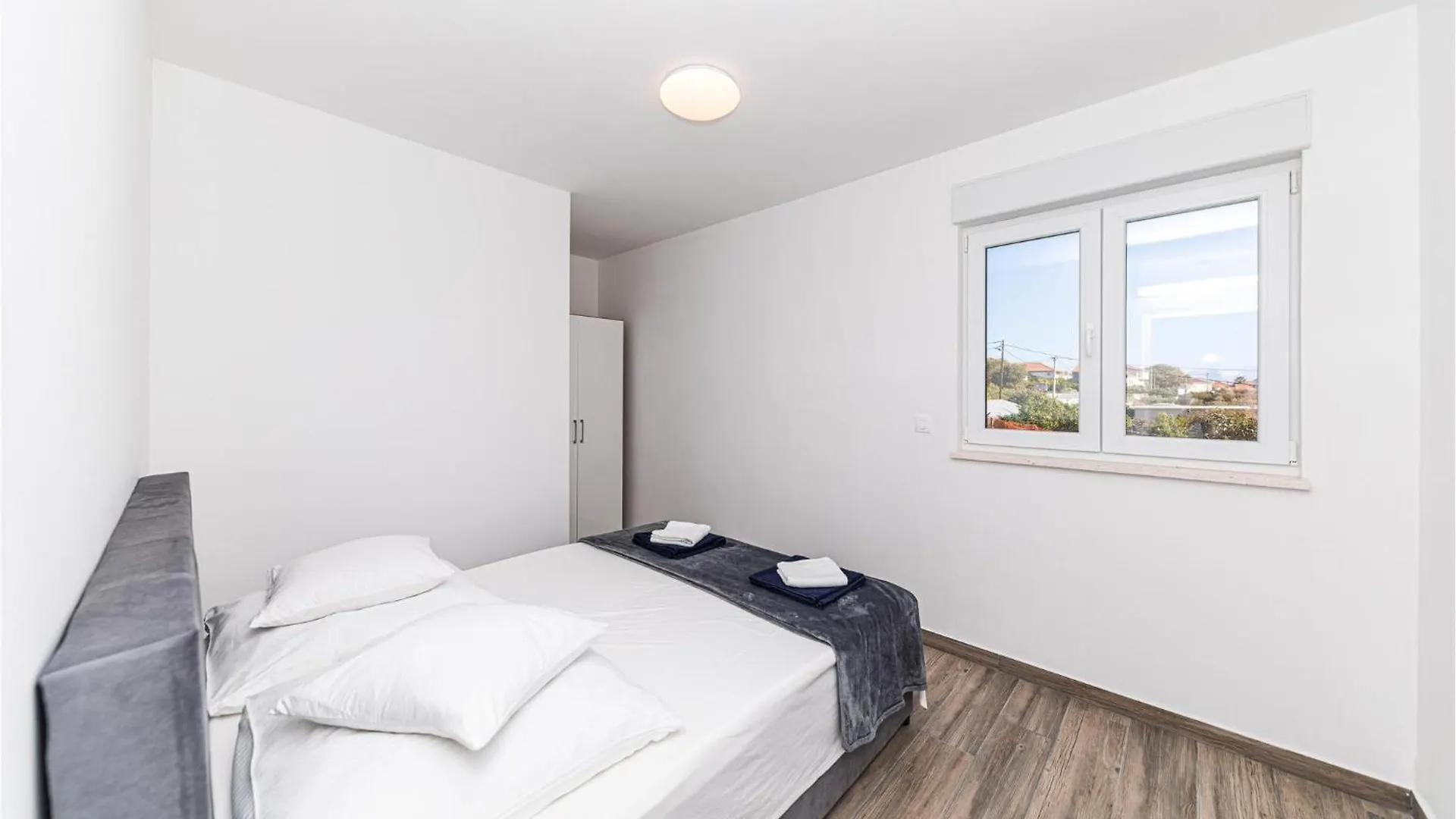 1 Bedroom Beautiful Apartment In Seget Donji Trogir